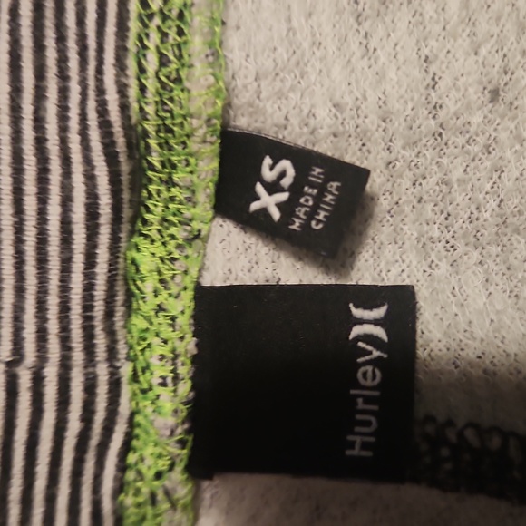 Hurley shorts - Picture 3 of 3